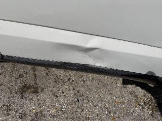 Jaguar E-Pace 2.0 P250 AWD 183KW Autom. HSE Pano HUD Clima Navi NAP picture 20