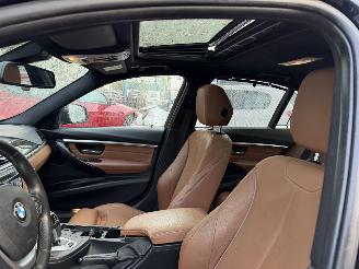 BMW 3-serie 330e 135KW Autom. High Executive Schuifdak Clima Navi HUD picture 7