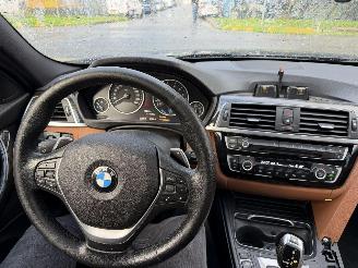BMW 3-serie 330e 135KW Autom. High Executive Schuifdak Clima Navi HUD picture 8