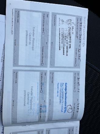 Peugeot 208 1.2 Signature picture 26