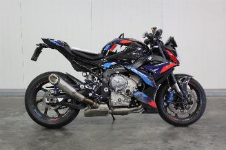 Vrakbiler motor BMW  M 1000 R 2024/1