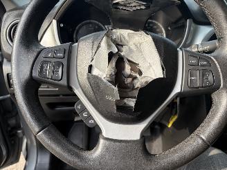 Suzuki Vitara 1.6 CLIMA picture 12