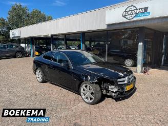 Schadeauto Mercedes C-klasse 180 Coupe Facelift Navi H&K Clima Stoelverw. 2011/7