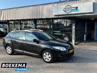 krockskadad bil auto Renault Mégane Estate 1.4 TCe 131PK Expression Navigatie Airco Cruise PDC 2010/7