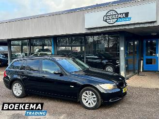 Schadeauto BMW 3-serie 318i 130PK Leer Airco 2007/3