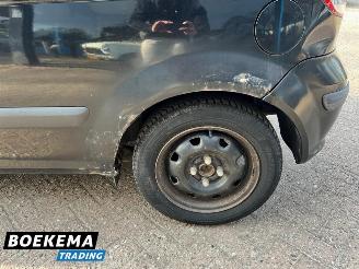 Hyundai Getz 1.6i 16V 105PK GLS Airco picture 8