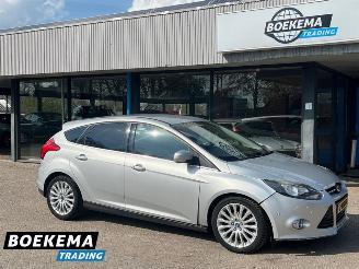 Vrakbiler auto Ford Focus 1.0 TItanium Ed. Plus Navigatie Cruise PDC 2014/6