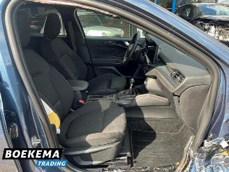 Ford Focus 1.0 Hybrid ST Line Keyless LED Climate Navi Cruise PDC picture 24