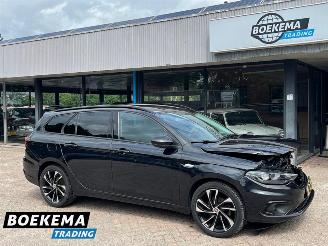 Voiture accidenté Fiat Tipo 1.4 T-Jet 120PK S-Design Led Leer Navigatie Climate 2019/6