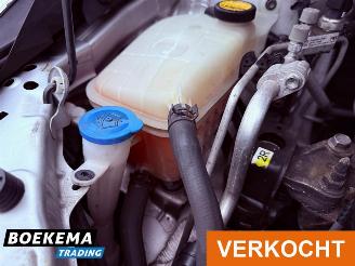 Toyota Avensis wagon 1.8 VVTi Navigatie Camera Climate Cruise picture 10