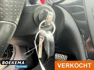 Opel Insignia 2.0 T Sport 4x4 250PK Aut Navi Climate Stoelver. picture 24