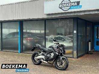 krockskadad bil motor Honda CB 650 F ABS 2015/3