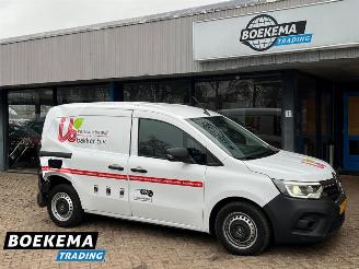 skadebil bedrijf Renault Kangoo 1.5 Blue DCI Navigatie Camera Cruise Airco Trekhaak Schuifdeur 2024/12