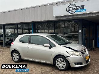 skadebil auto Toyota Auris 1.3 Aspiration Navigatie Climate Trekhaak 2010/1