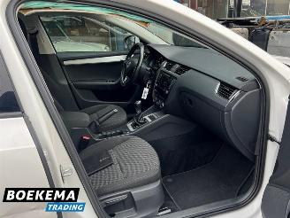 Skoda Octavia Combi 1.0 TSI Business Navi Cruise Climate Trekh. picture 20