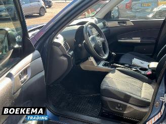 Subaru Forester 2.0 Premium 4X4 LPG Open-Dak Stoelverw Climate picture 10