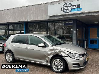 Unfallwagen Volkswagen Golf 1.2 TSI Trend Edition AppleCar Climate Stoelverw. Cruise 2014/12