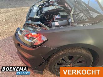 Volkswagen Golf 1.0 TSI R-Line DSG Navigatie Climate Cruise picture 10