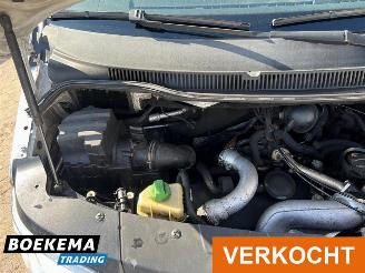Volkswagen Multivan 2.5 TDI Comfort 7-Pers Clima Stoelverw. 2XSchuifdeur picture 20