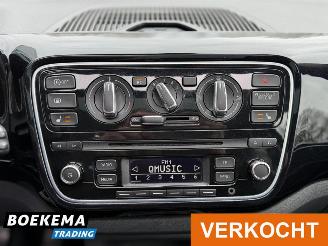 Volkswagen Up! 1.0 Black Up! Panorama Leer Stoelverwarming PDC Cruise picture 18