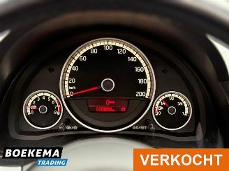 Volkswagen Up! 1.0 Black Up! Panorama Leer Stoelverwarming PDC Cruise picture 17