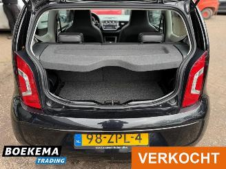 Volkswagen Up! 1.0 Black Up! Panorama Leer Stoelverwarming PDC Cruise picture 13