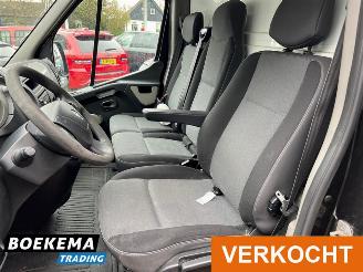 Renault Master T33 2.3 dCi L1H2 Navigatie Airco Cruise Schuifdeur picture 9