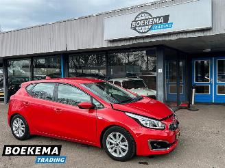 Coche accidentado Kia Cee d cee'd 1.0 T-GDi ComfortPlusLine Cruise/Control Navi Airco 2018/8