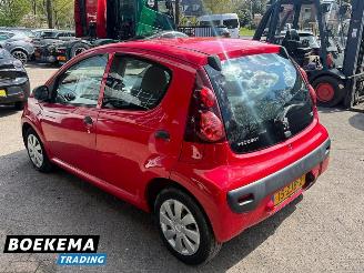 Peugeot 107 1.0 Access Airco 5-Deurs picture 3