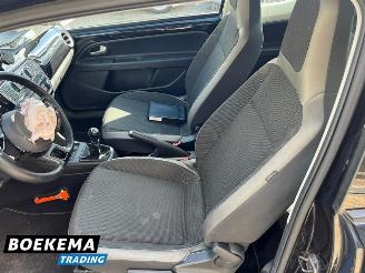 Volkswagen Up! 1.0 High Up! BlueMotion Airco Cruise picture 14