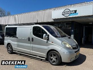 skadebil auto Opel Vivaro 2.0 CDTI L2 Automaat Airco Navigatie Trekhaak PDC 2008/11