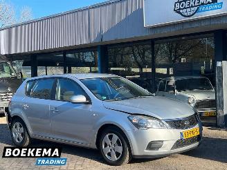 Kia Cee d cee'd 1.4 CVVT X-tra Airco 5-Deurs picture 1