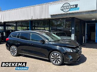 krockskadad bil auto Ford Focus Wagon 1.0 EcoBoost ST Line X Business Navigatie Stoel-Stuurverwarming 2021/4