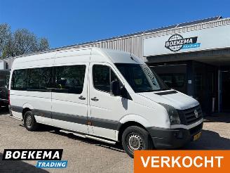krockskadad bil auto Volkswagen Crafter 35 2.0 TDI L3H2 9-Persoons Schuifdeur Rolstoellift 2013/6