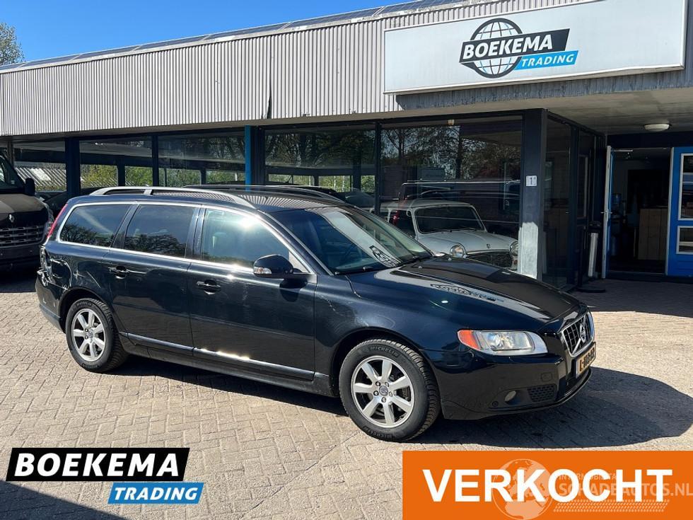 Volvo V-70 2.5T Kinetic 230PK Automaat Leer Navigatie Cruise