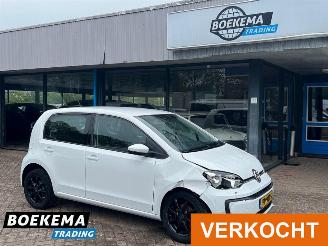 krockskadad bil auto Volkswagen Up! 1.0 BMT Move Airco 5-Deurs 2017/8