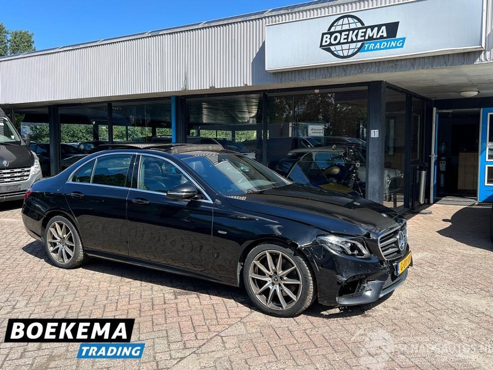 Mercedes E-klasse 220d AMG Panorama Leer Memory Camera Navigatie