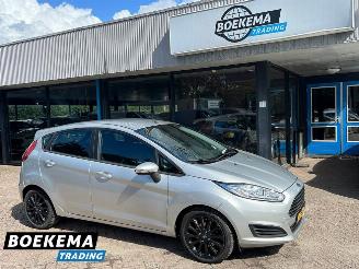 Voiture accidenté Ford Fiesta 1.5 TDCi Style Lease Navigatie Cruise Airco 5-Deurs 2016/1