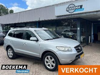Damaged car Hyundai Santa Fe 2.7i V6 Style LPG Navigatie Leer Stoelverw Camera 2007/5