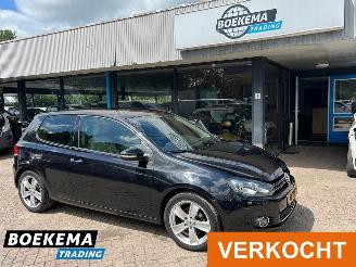 krockskadad bil auto Volkswagen Golf 1.2 TSI Highline DSG Navigatie Climate Cruise 3-Deurs 2012/9