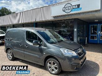 skadebil bedrijf Peugeot Partner 120 1.6 VTi 98 Pro Navigatie Camera Airco Schuifdeur 2017/3