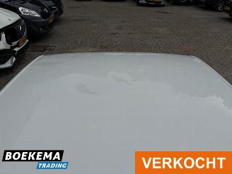 Volkswagen Up! 1.0 High Up! Navigatie Airco 3-Deurs picture 10