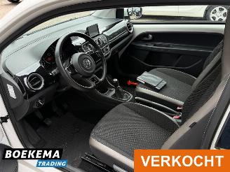 Volkswagen Up! 1.0 High Up! Navigatie Airco 3-Deurs picture 11