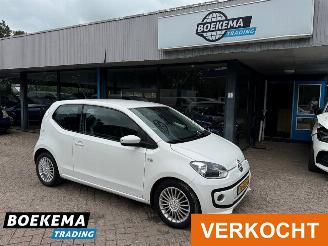 krockskadad bil auto Volkswagen Up! 1.0 High Up! Navigatie Airco 3-Deurs 2012/9