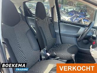 Toyota Aygo 1.0-12V Comfort Automaat Airco 5-deurs Elektrische ramen picture 16