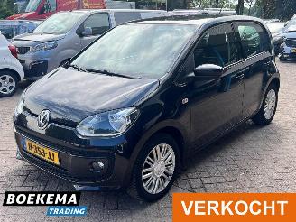 Volkswagen Up! 1.0 High Up! Stoelverwarming Navigatie 5-Deurs picture 4
