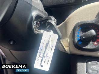 Fiat Panda 0.9 TwinAir Automaat Airco Elektrische ramen picture 24