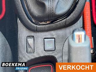 Renault Clio Estate 0.9 TCe Expression Navigatie Cruise-Control Airco picture 18