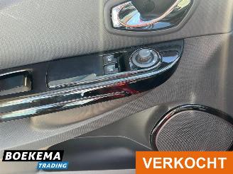 Renault Clio Estate 0.9 TCe Expression Navigatie Cruise-Control Airco picture 7