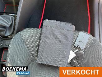 Renault Clio Estate 0.9 TCe Expression Navigatie Cruise-Control Airco picture 13